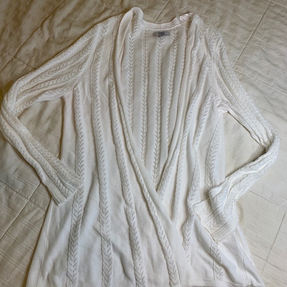 White Cardigan - Picture 1 of 2
